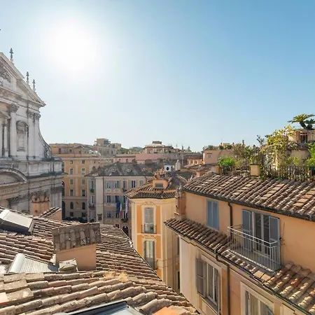 Casa Adriana, A Burghesius Apartment Rome