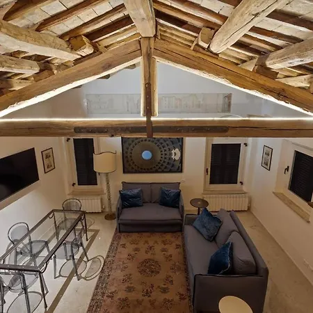 Casa Adriana, A Burghesius Apartment